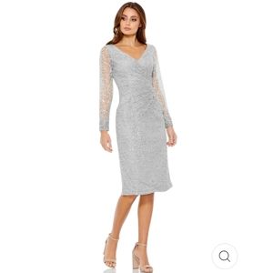 NWT Mac Duggal LONG SHEER SLEEVE V-NECK MIDI DRESS